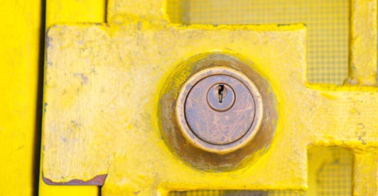 escudos para cerradura